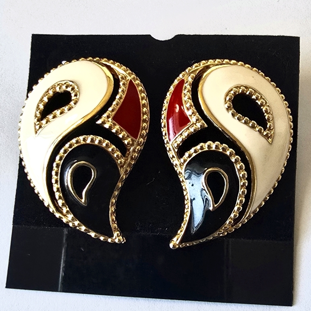 Vintage Avon Gold-Tone Red, Creamy White & Black Paisley Earrings - Pierced Ears